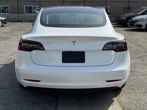 2022 Tesla Model 3 Standard Range