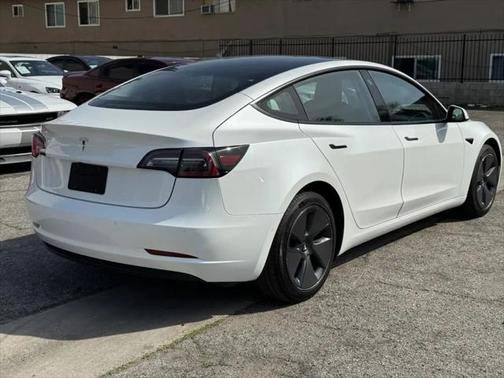 2022 Tesla Model 3 Standard Range