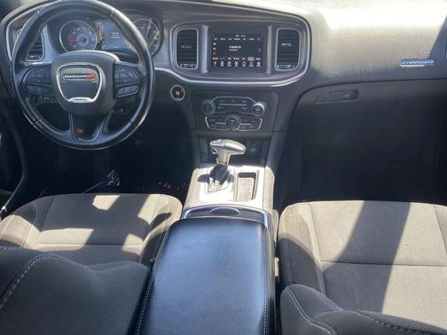 White Knuckle Clearcoat 2022 Dodge Charger SXT