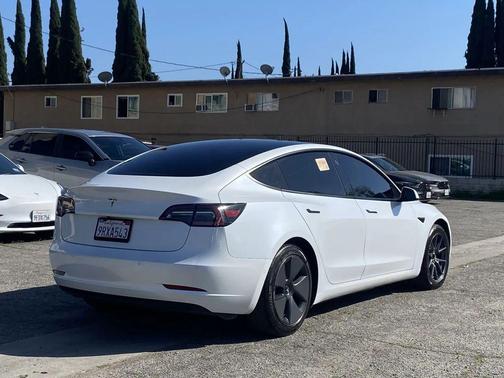 2021 Tesla Model 3 Standard Range Plus
