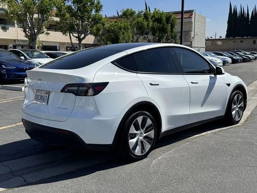 2021 Tesla Model Y Long Range Dual Motor All-Wheel Drive