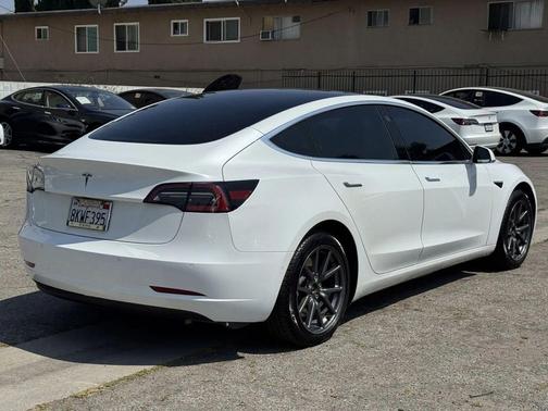 2019 Tesla Model 3 Standard Range Plus