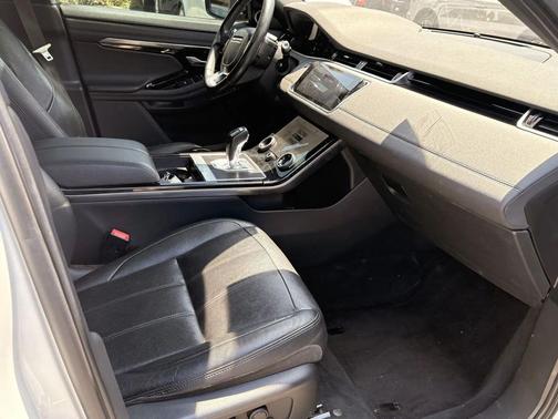 White 2020 Land Rover Range Rover Evoque SE