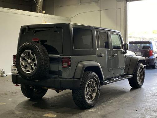 Anvil Clearcoat 2015 Jeep Wrangler Unlimited Sport