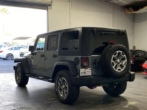 Anvil Clearcoat 2015 Jeep Wrangler Unlimited Sport