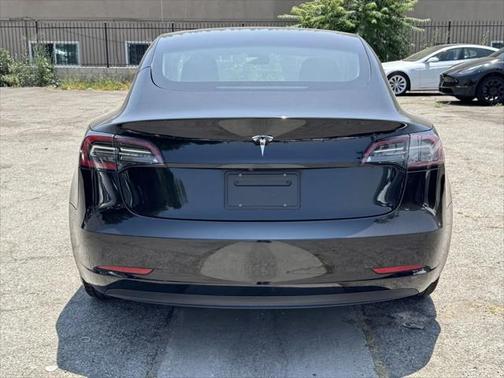 2022 Tesla Model 3 Standard Range