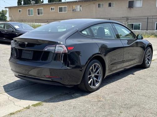 2022 Tesla Model 3 Standard Range