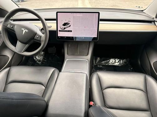 Pearl White Multi-Coat 2021 Tesla Model 3 Standard Range Plus
