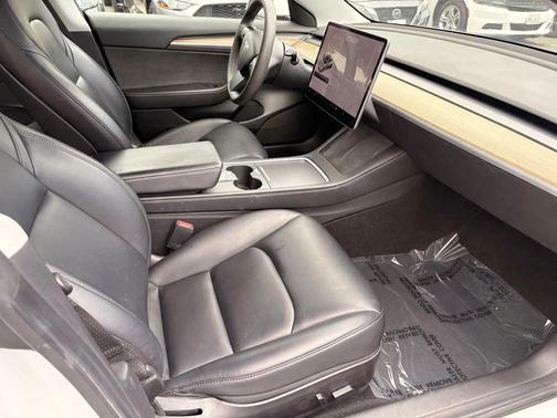 Pearl White Multi-Coat 2021 Tesla Model 3 Standard Range Plus