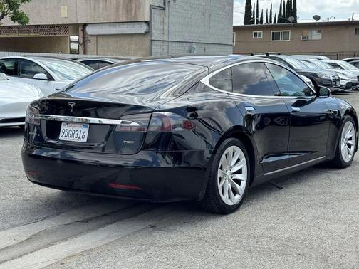 2018 Tesla Model S 75D
