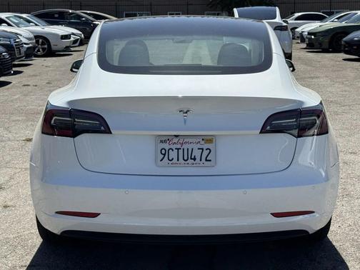 2022 Tesla Model 3 Standard Range