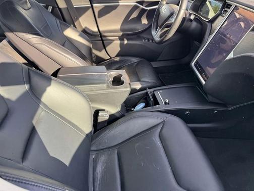 2016 Tesla Model S 75D