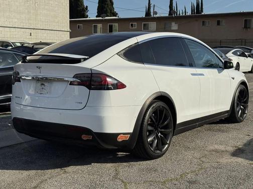 2016 Tesla Model X 75D