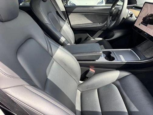 2022 Tesla Model Y Performance Dual Motor All-Wheel Drive