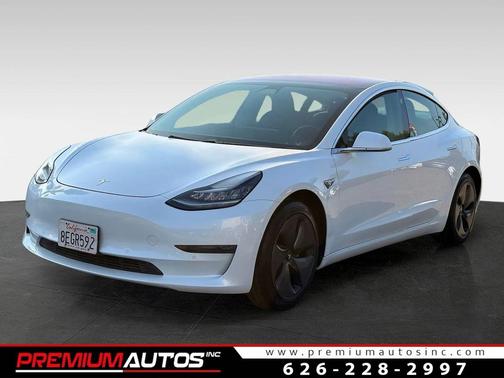Pearl White Multi-Coat 2018 Tesla Model 3 Long Range