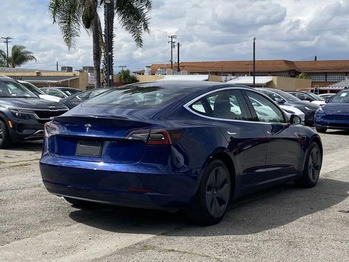 2019 Tesla Model 3 Standard Range
