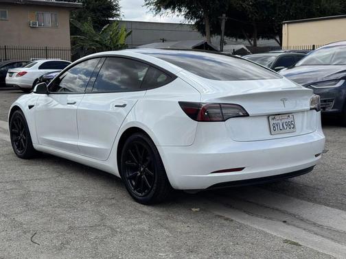 2020 Tesla Model 3 Standard Range Plus