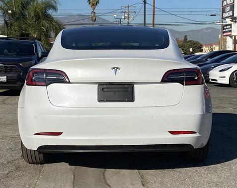 2019 Tesla Model 3 Standard Range Plus