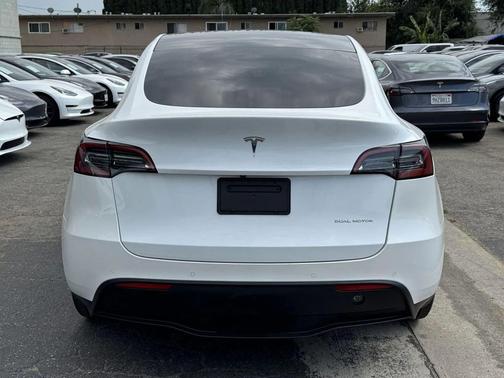 2020 Tesla Model Y Long Range Dual Motor All-Wheel Drive