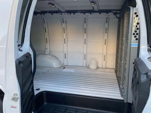 2021 GMC Savana 2500 Work Van