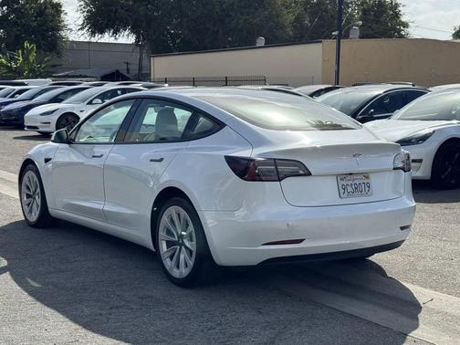 2022 Tesla Model 3 Standard Range
