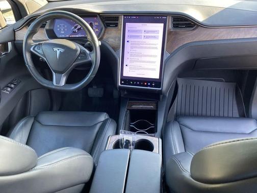 2019 Tesla Model X 