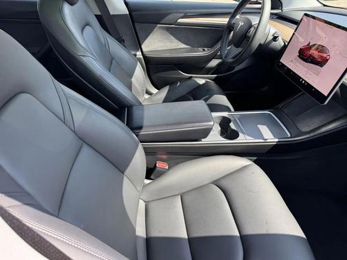 2023 Tesla Model 3 Standard Range