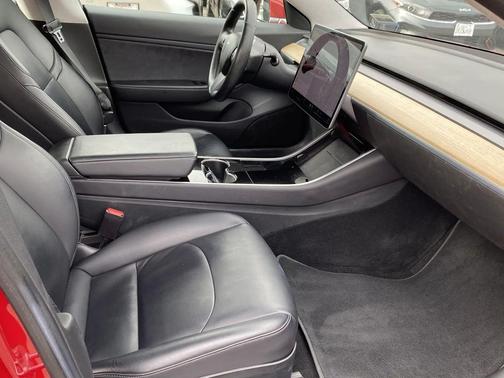 2017 Tesla Model 3 Long Range