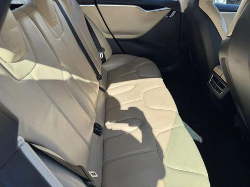2013 Tesla Model S 60