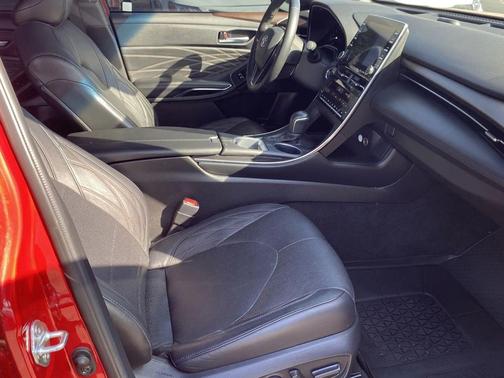 2022 Toyota Avalon Limited