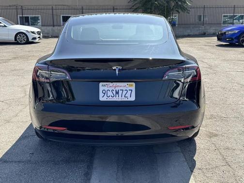 2022 Tesla Model 3 Standard Range