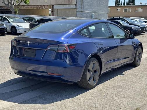 2022 Tesla Model 3 Standard Range