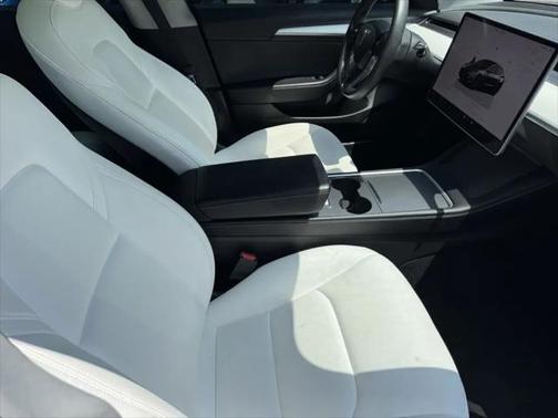 2022 Tesla Model 3 Standard Range