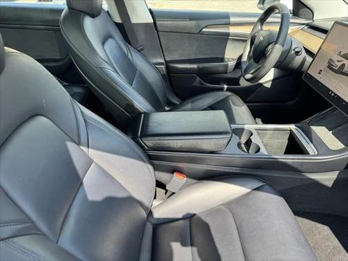 2022 Tesla Model 3 Standard Range