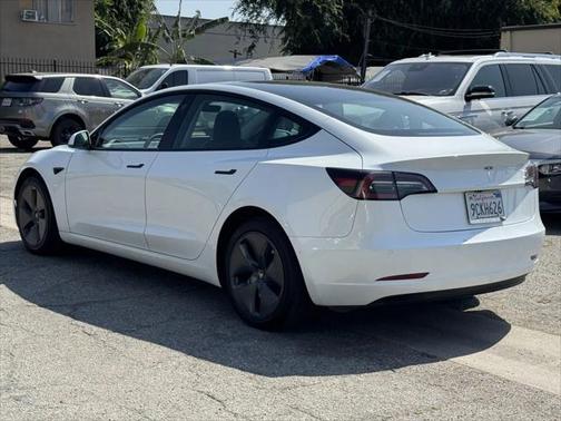 2022 Tesla Model 3 Standard Range