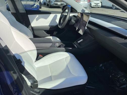 2024 Tesla Model 3 Standard Range