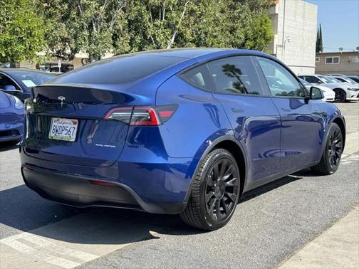 2021 Tesla Model Y Long Range Dual Motor All-Wheel Drive