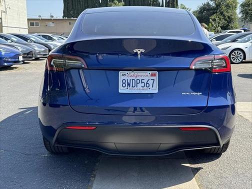 2021 Tesla Model Y Long Range Dual Motor All-Wheel Drive