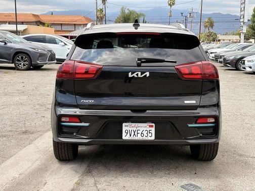 Aurora Black Pearl 2022 Kia Niro EV EX