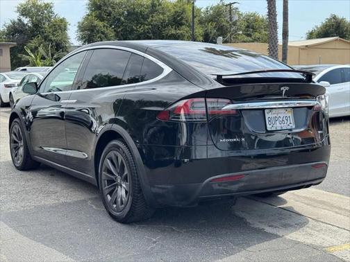 2017 Tesla Model X 90D