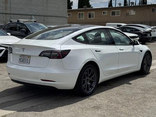 2022 Tesla Model 3 Standard Range