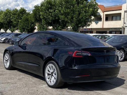 2022 Tesla Model 3 Standard Range