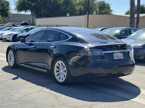2018 Tesla Model S 75D