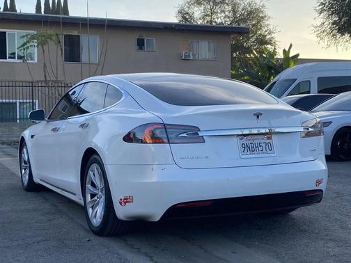 2018 Tesla Model S 75D