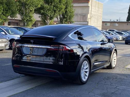 2017 Tesla Model X 75D