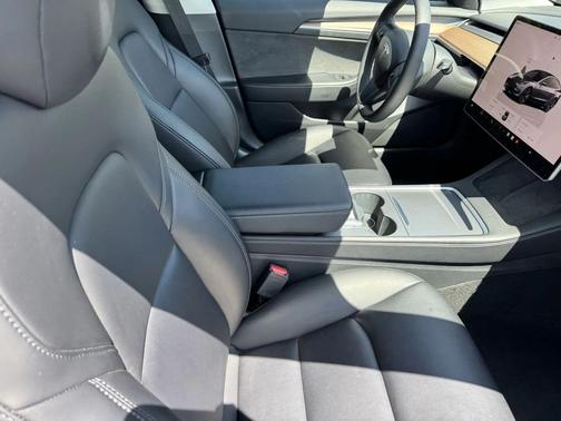 2022 Tesla Model 3 Standard Range