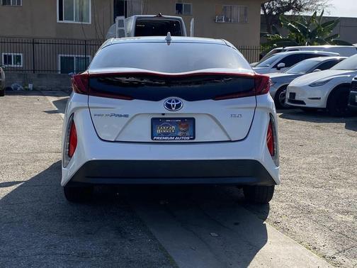 2021 Toyota Prius Prime XLE