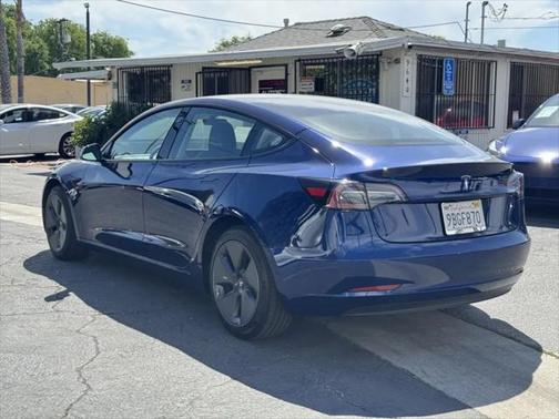 2022 Tesla Model 3 Standard Range