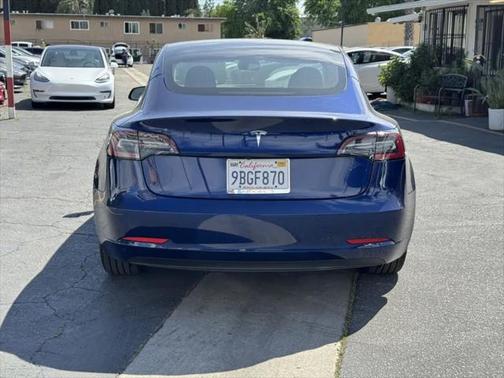 2022 Tesla Model 3 Standard Range