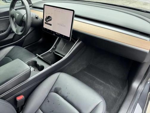 2018 Tesla Model 3 Performance